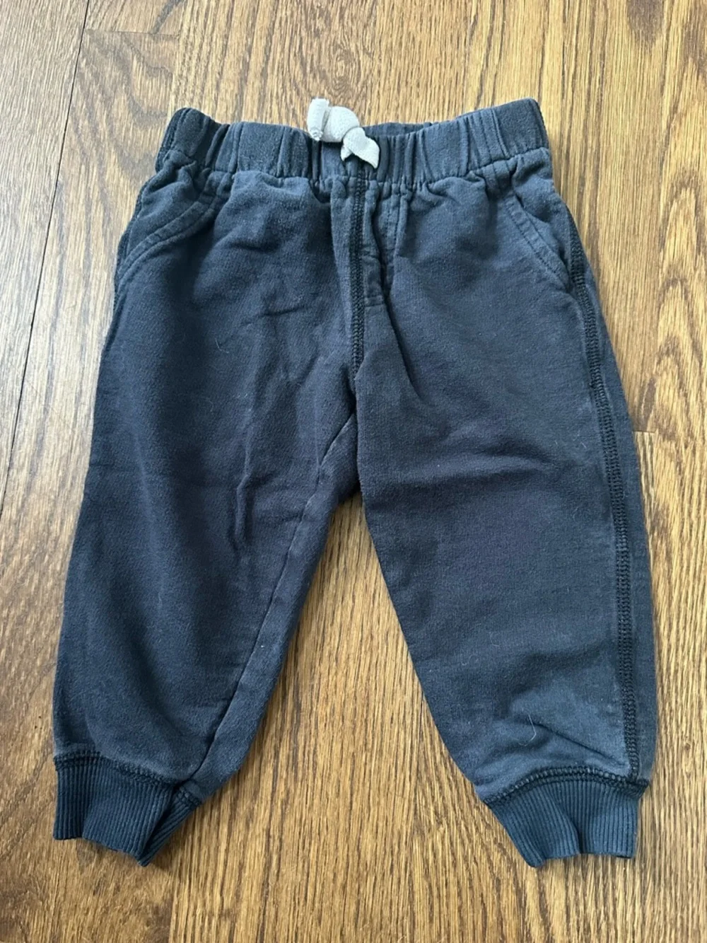 Carter’s Bear Hoodie and Dark Gray Jogger Set, size 18M